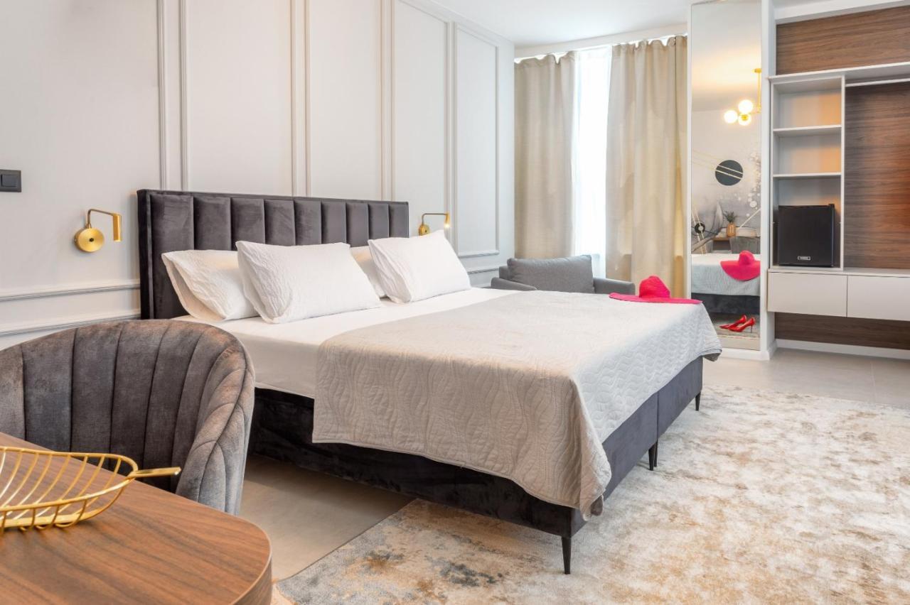 Luxury Rooms Bolero Split Exterior photo